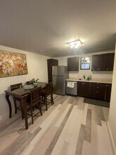 365 Roselawn Pl in Waterloo, ON - Building Photo - Building Photo