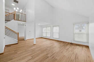 1553 Brandywyn Ct N in Buffalo Grove, IL - Building Photo - Building Photo