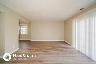 6 Augusta Cir in Greenwood, IN - Building Photo - Building Photo