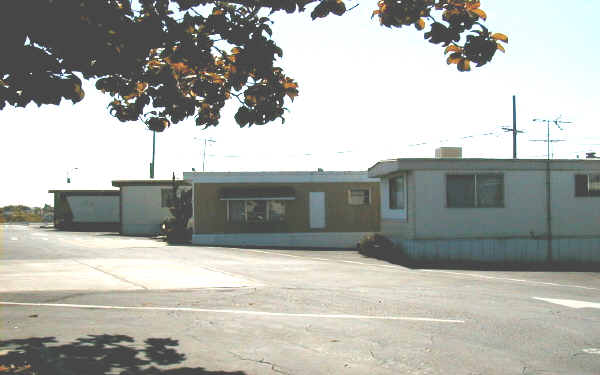 Wishing Well Mobile Home Park in Castro Valley, CA - Building Photo - Building Photo