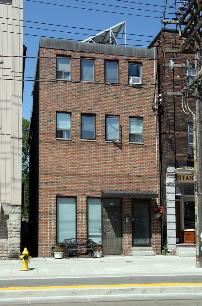 474 Roncesvalles Ave in Toronto, ON - Building Photo - Primary Photo