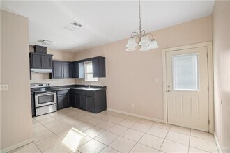 18 N Ebony St in Pharr, TX - Building Photo - Building Photo