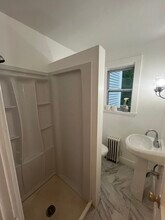 12 Dover Rd in Durham, NH - Building Photo - Building Photo