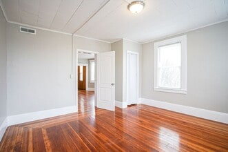 1012-12 River St in Agawam, MA - Building Photo - Building Photo