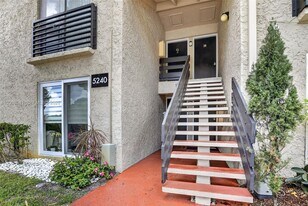 5240 NE 6th Ave in Fort Lauderdale, FL - Building Photo