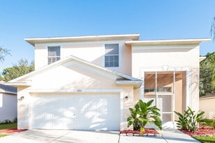 13512 Prestwick Dr in Riverview, FL - Building Photo