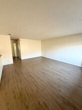 3110 E Mill Plain Blvd in Vancouver, WA - Building Photo - Building Photo