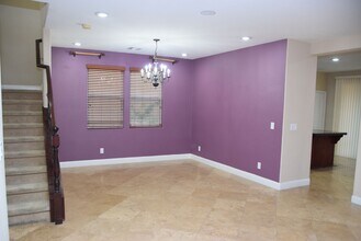 60 Dark Creek Ave in Las Vegas, NV - Building Photo - Building Photo