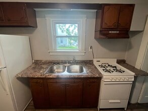 29 Clinton Ave in Tiffin, OH - Building Photo - Building Photo