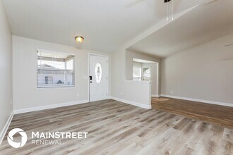 6303 Oren Ct in Apopka, FL - Foto de edificio - Building Photo