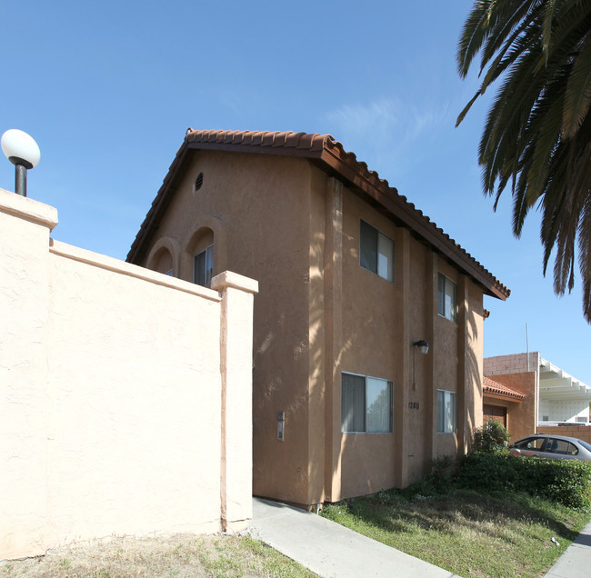 4280 Highland Ave in San Diego, CA - Building Photo - Building Photo