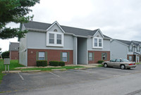 Junction Drive Townhomes in Glen Carbon, IL - Foto de edificio - Building Photo