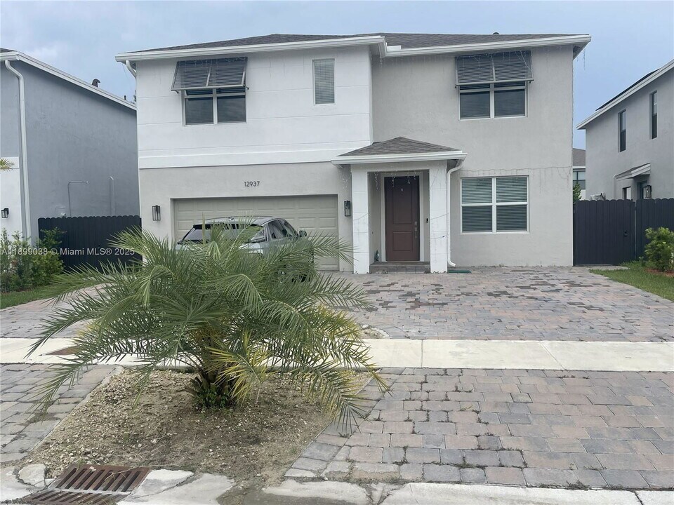 12937 SW 265th Terrace in Homestead, FL - Building Photo
