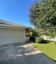 1510-1512 Piedmont Dr in Mansfield, TX - Building Photo