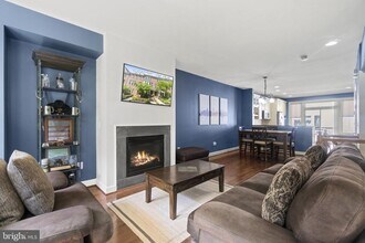 2509 S Kenmore Ct in Arlington, VA - Building Photo - Building Photo