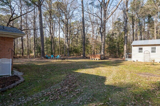 7602 Beechwood Dr in Lanexa, VA - Building Photo - Building Photo