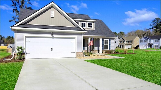 170 Whitaker Way N in Richmond Hill, GA - Building Photo - Building Photo