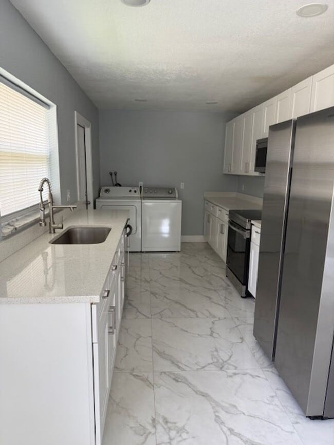 823 Concord St in Orlando, FL - Building Photo - Building Photo