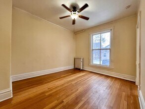 317 Prospect Ave NE in Grand Rapids, MI - Building Photo - Building Photo