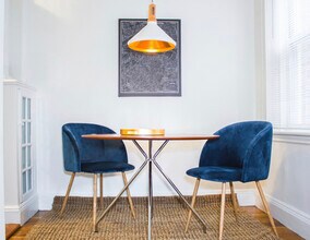 151 Park Dr in Boston, MA - Foto de edificio - Building Photo