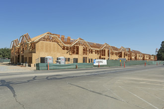 Marion Villas Apartments in Kingsburg, CA - Building Photo - Building Photo