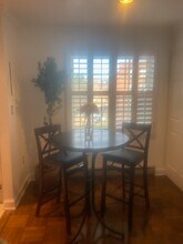 1730 W Abingdon Dr in Alexandria, VA - Building Photo - Building Photo