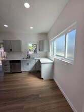 3260-3264 Steel St in San Diego, CA - Building Photo - Building Photo