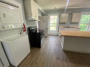 215 Main St, Unit 2 in West Paris, ME - Building Photo - Building Photo