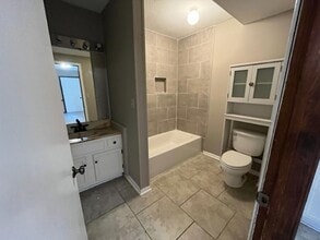 5031 Hwy 51 S in Hernando, MS - Building Photo - Building Photo