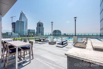 401 S Graham St in Charlotte, NC - Building Photo - Building Photo