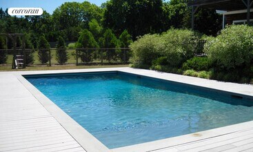 10 N Cartwright Rd in Shelter Island, NY - Building Photo - Building Photo