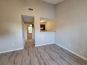 327 SW 3rd St in Grand Prairie, TX - Building Photo - Building Photo