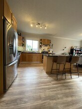 24515-24124 124 Ave in Maple Ridge, BC - Building Photo - Building Photo