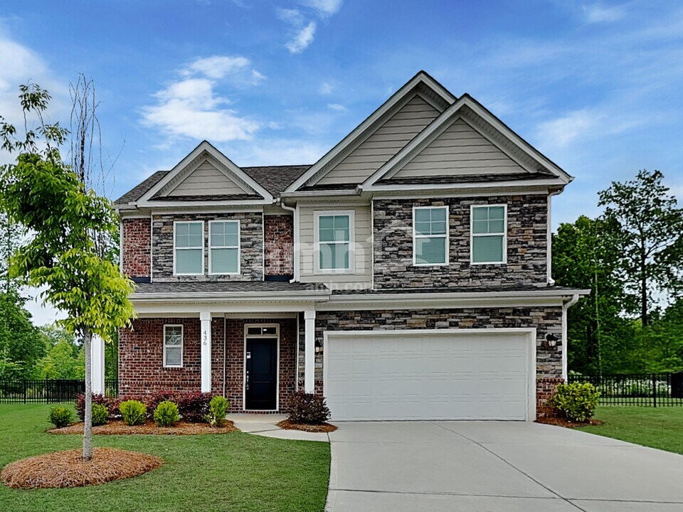 436 Tributary Ln in Canton, GA - Building Photo