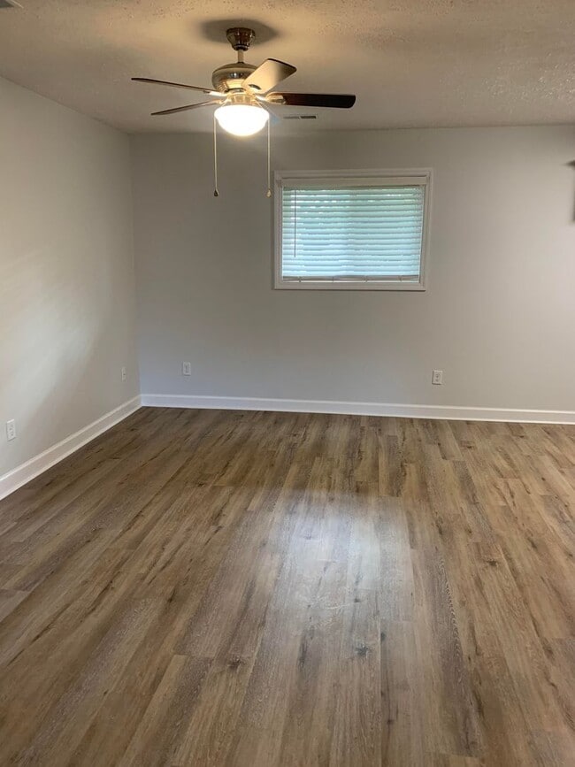 618 Hiawatha Rd in Pembroke, NC - Building Photo - Building Photo