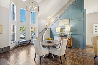 Park at Midtown in Greensboro, NC - Foto de edificio - Building Photo