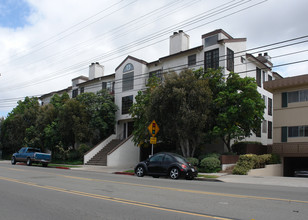 Robinson Terrace in San Diego, CA - Building Photo - Building Photo