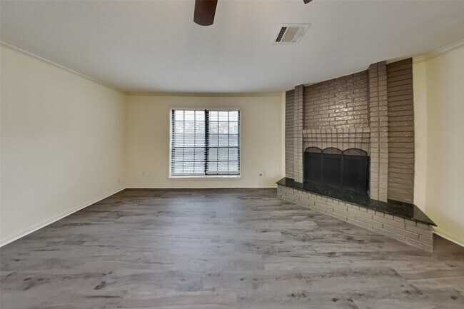 7514 Dogwood Falls Rd in Houston, TX - Building Photo - Building Photo