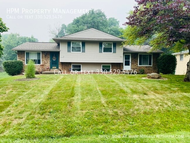 property at 1827 Thackeray Ave NW