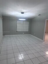 9300 E Elm Ln in Miramar, FL - Building Photo - Building Photo