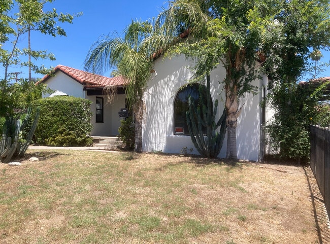 property at 3389 N Mountain View Ave