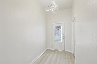 1544 Conley Ln in Crowley, TX - Building Photo - Building Photo