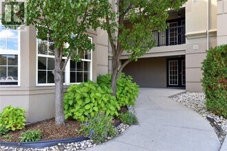 2035 Appleby Line in Burlington, ON - Building Photo - Building Photo