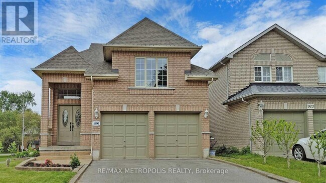 1800 Holbrook Ct in Pickering, ON - Building Photo - Building Photo