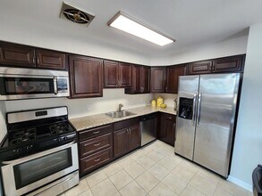 15 36th St, Unit 15 in Ocean City, NJ - Building Photo - Building Photo
