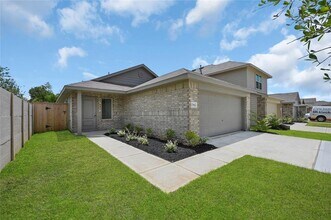 17942 Becker Lndg Dr in Hockley, TX - Building Photo - Building Photo