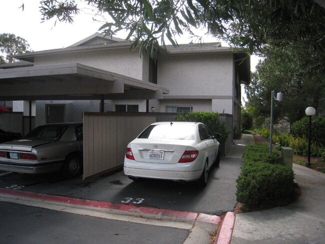 9598 Easter Way, Unit 33