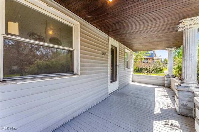 property at 8517 Rosewood Ave