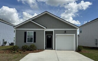 1200 Sanctum St in Ridgeland, SC - Building Photo