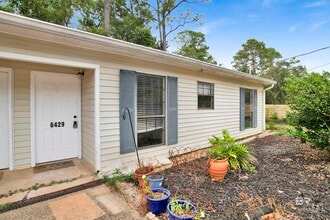 6429 Schoel Ln in Gulf Shores, AL - Building Photo - Building Photo